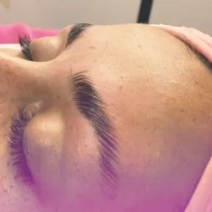 PROMO: Lifting de pestañas + Laminado y Perfilado de cejas